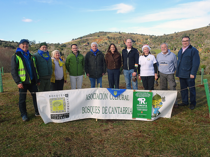 El Parque de Cabárceno acoge cuatro jornadas de reforestación impulsadas por Bosques de Cantabria